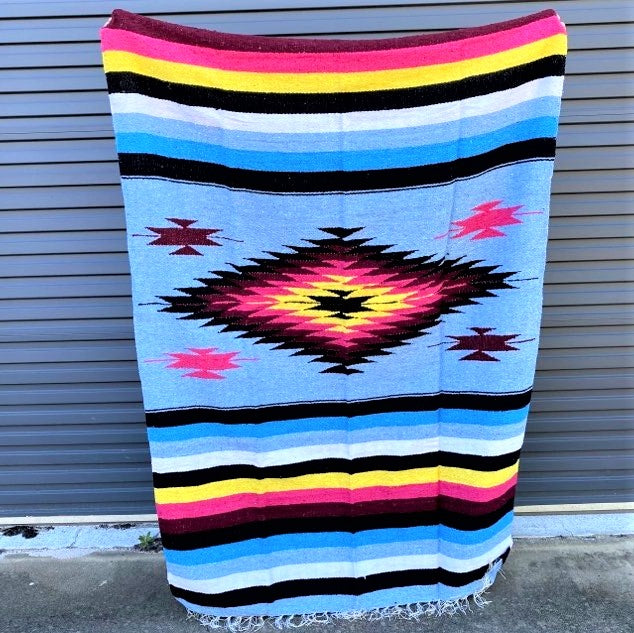 Aztec Design Floor Rugs Light Blue Centre